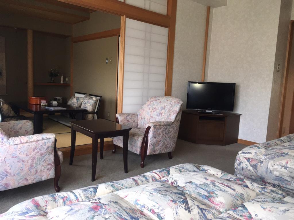 Breezbay Hotel & Resort Геро Экстерьер фото