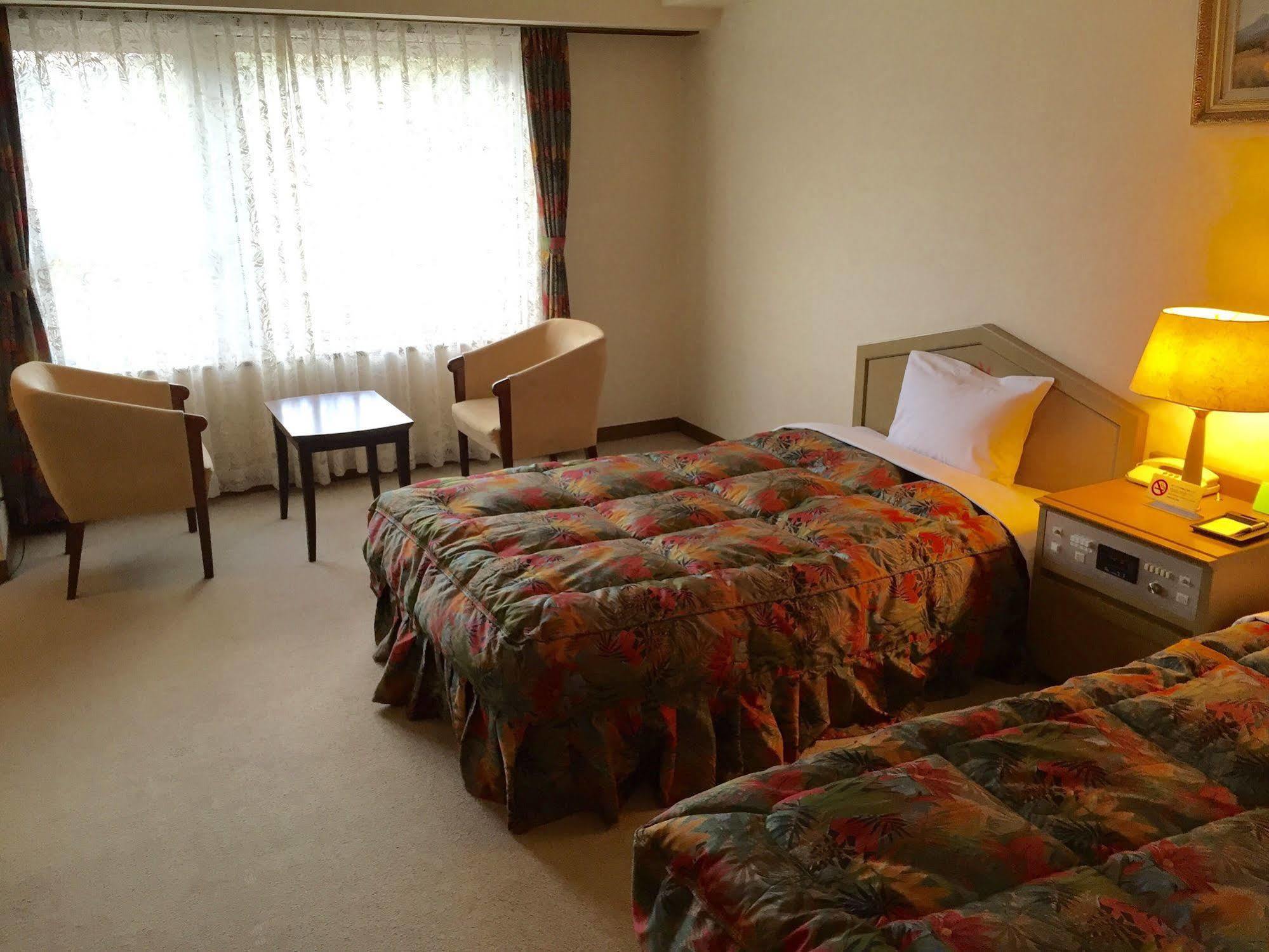 Breezbay Hotel & Resort Геро Экстерьер фото