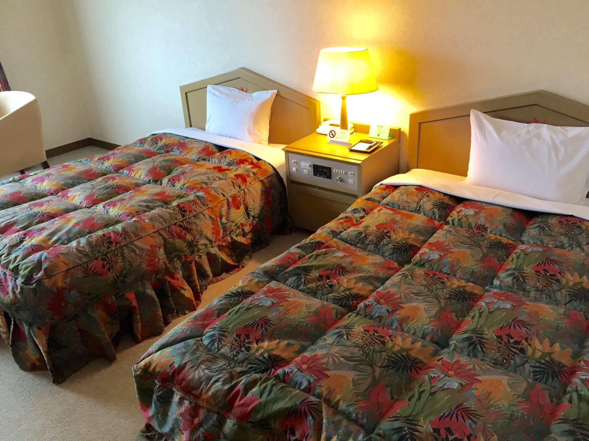 Breezbay Hotel & Resort Геро Экстерьер фото