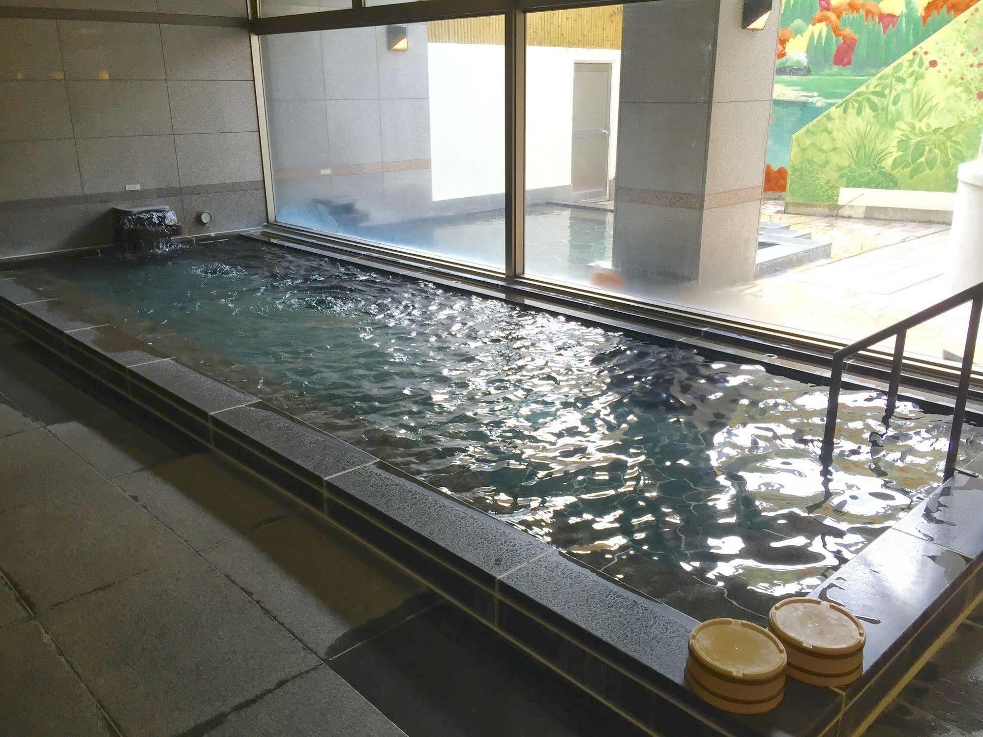 Breezbay Hotel & Resort Геро Экстерьер фото